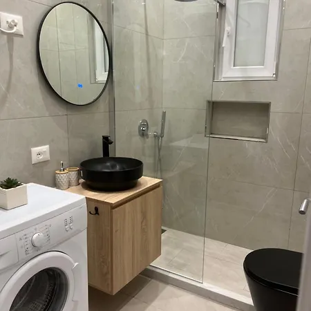 Appartamento Cozy Near Us Embassy In *