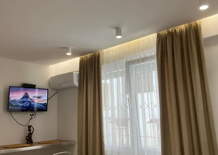 Cozy Near Us Embassy In 公寓 *